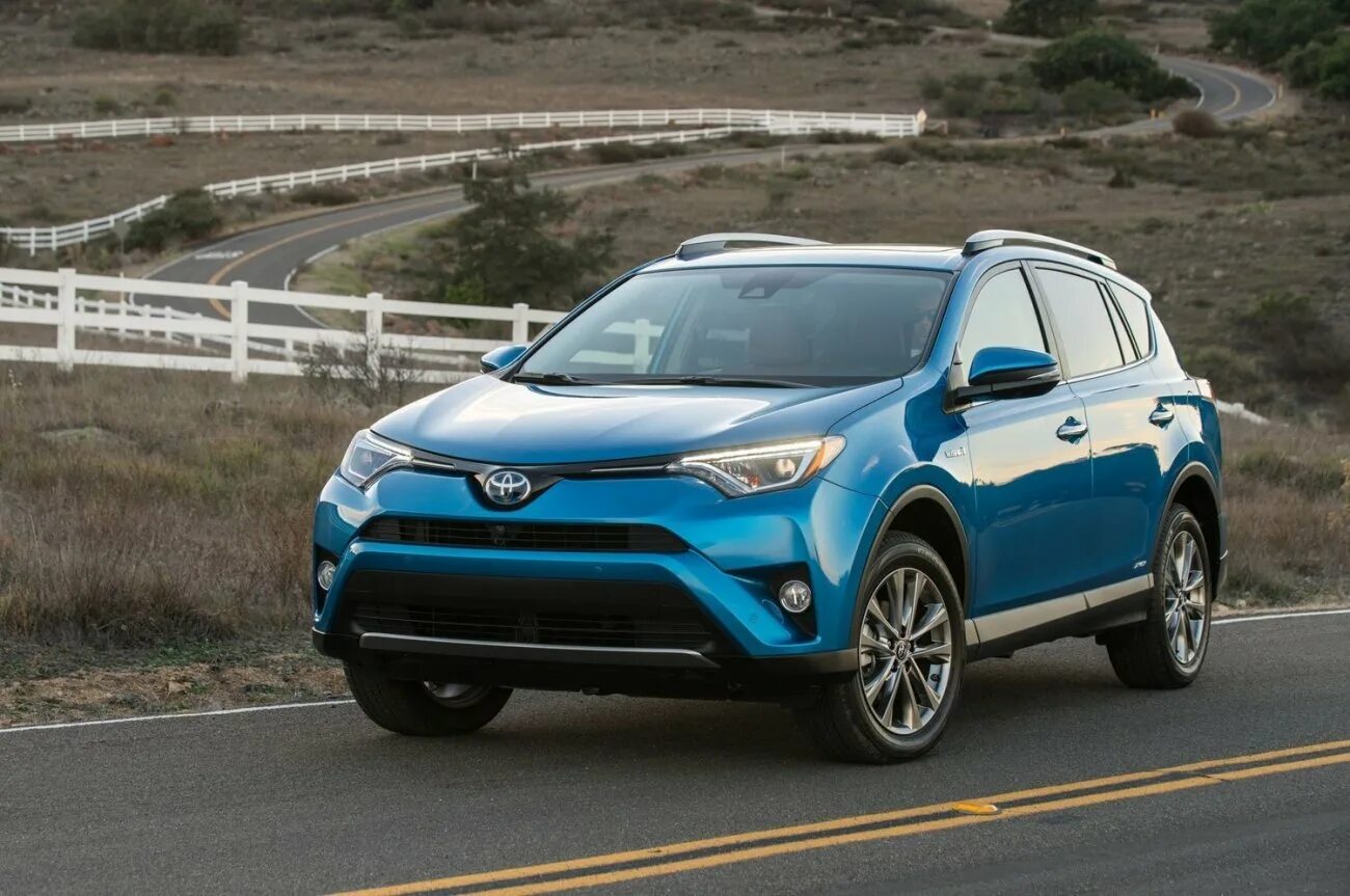 Рав работа. Toyota rav4 Hybrid 2017. Toyota rav4 2018. Тойота рав 4 2018. Toyota rav4 Hybrid 2018.