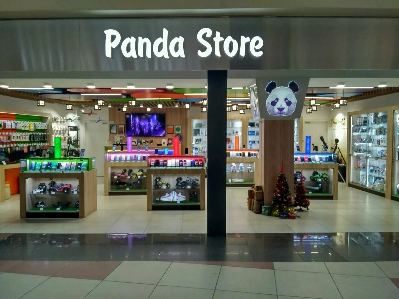 Panda store. Панда панда панда магазин. Panda's store. Магазин электронных сигарет. Фотозона в стиле панды.