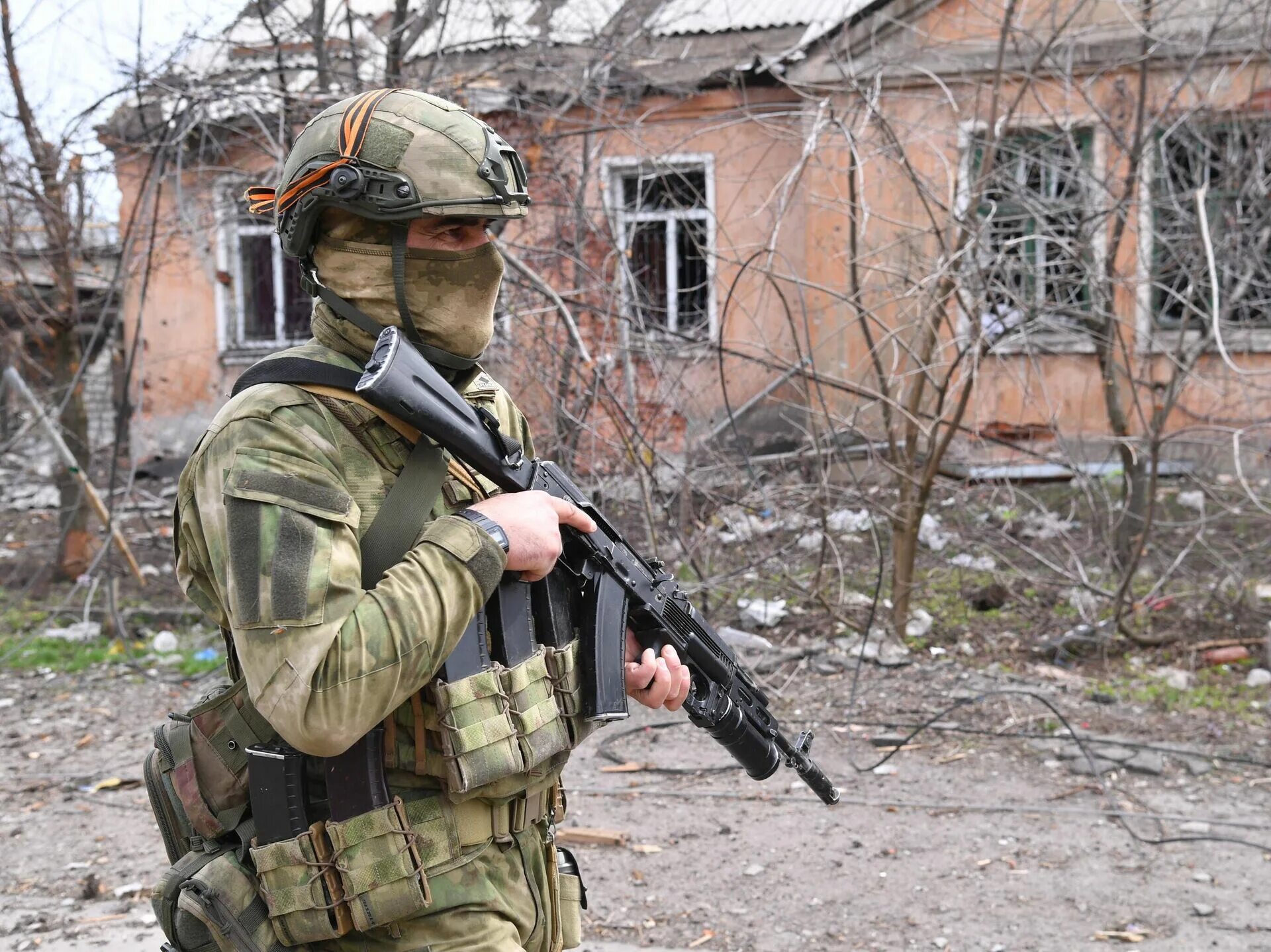 Бойцы чвк вагнер лесополки. Бойцы лнр. Бойцы народной милиции лнр. Украинские бойцы. Украинские войска.