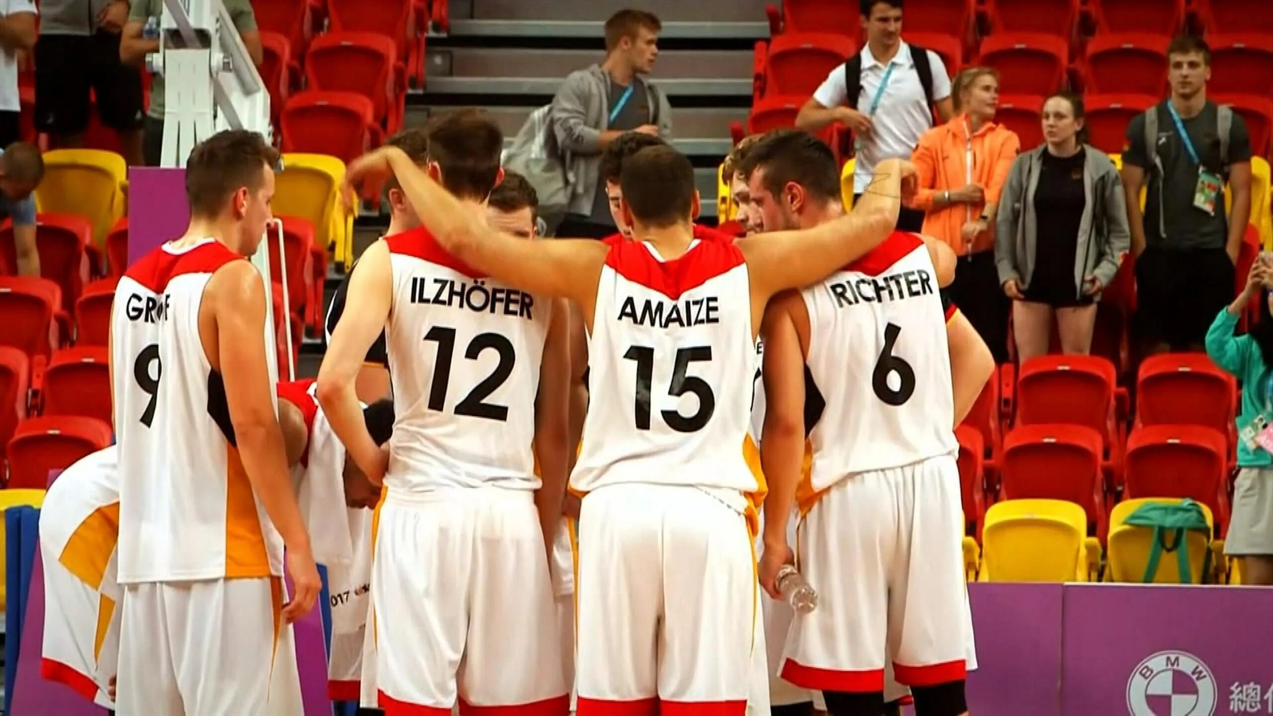 Баскетбол германия мужчины. Сборная Германии по баскетболу. Германская баскетбольная команда. Баскетболисты Германии. Форма Германии по баскетболу.