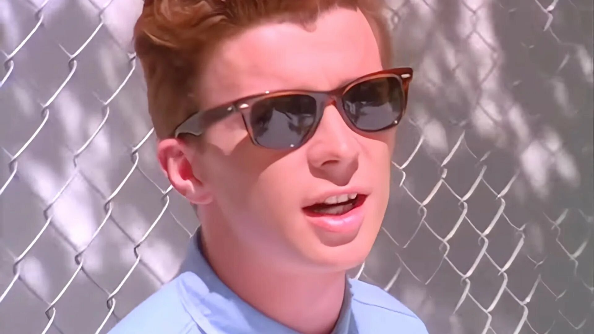 Поющие мужчины 90. Рик Эстли рыжий. Рик Эстли never give. Рик Эстли never gonna give. Rick Astley клип.