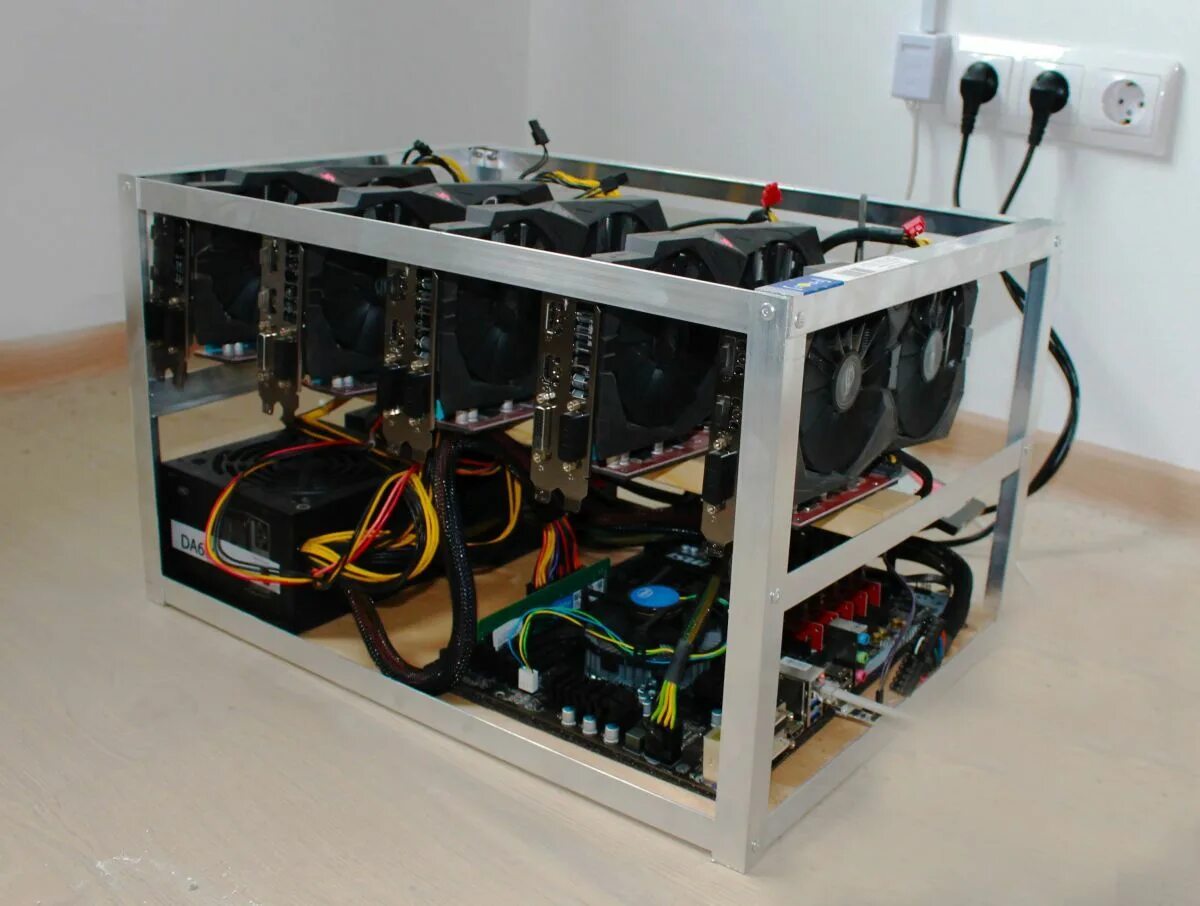 Майнинг ферма что это такое. Майнинг ферма. rx570 mining rig. майнинг ферма 5 видеокарт. сборка майнинг фермы.