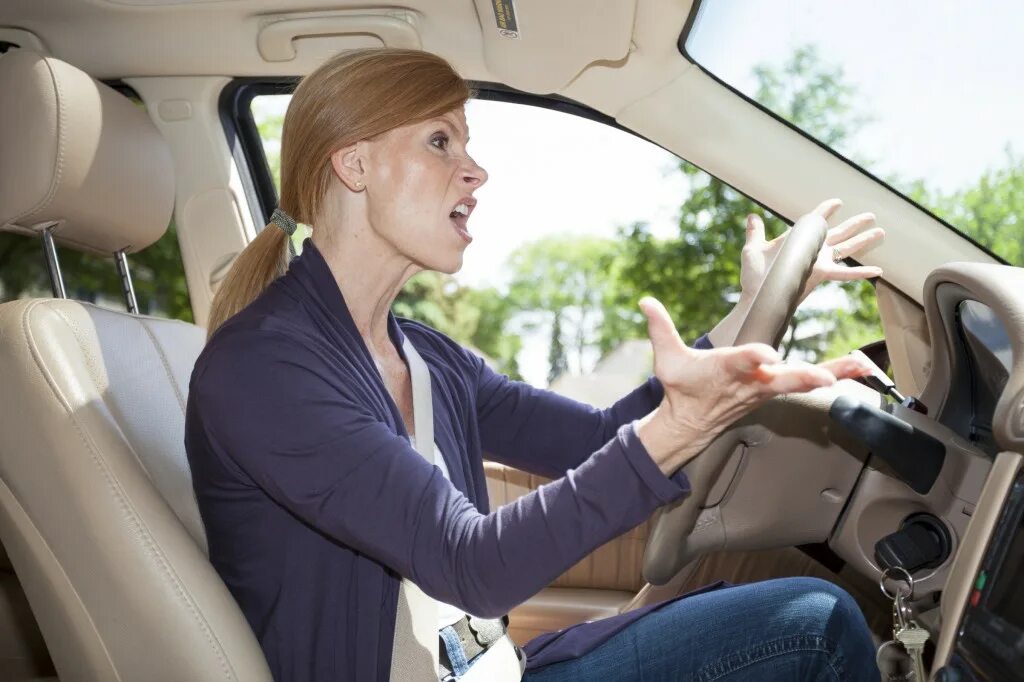 This drivers can. Агрессивный стиль вождения. Агрессивное вождение на машине. Агрессивная езда на машине. Погоня за агрессивное вождение.