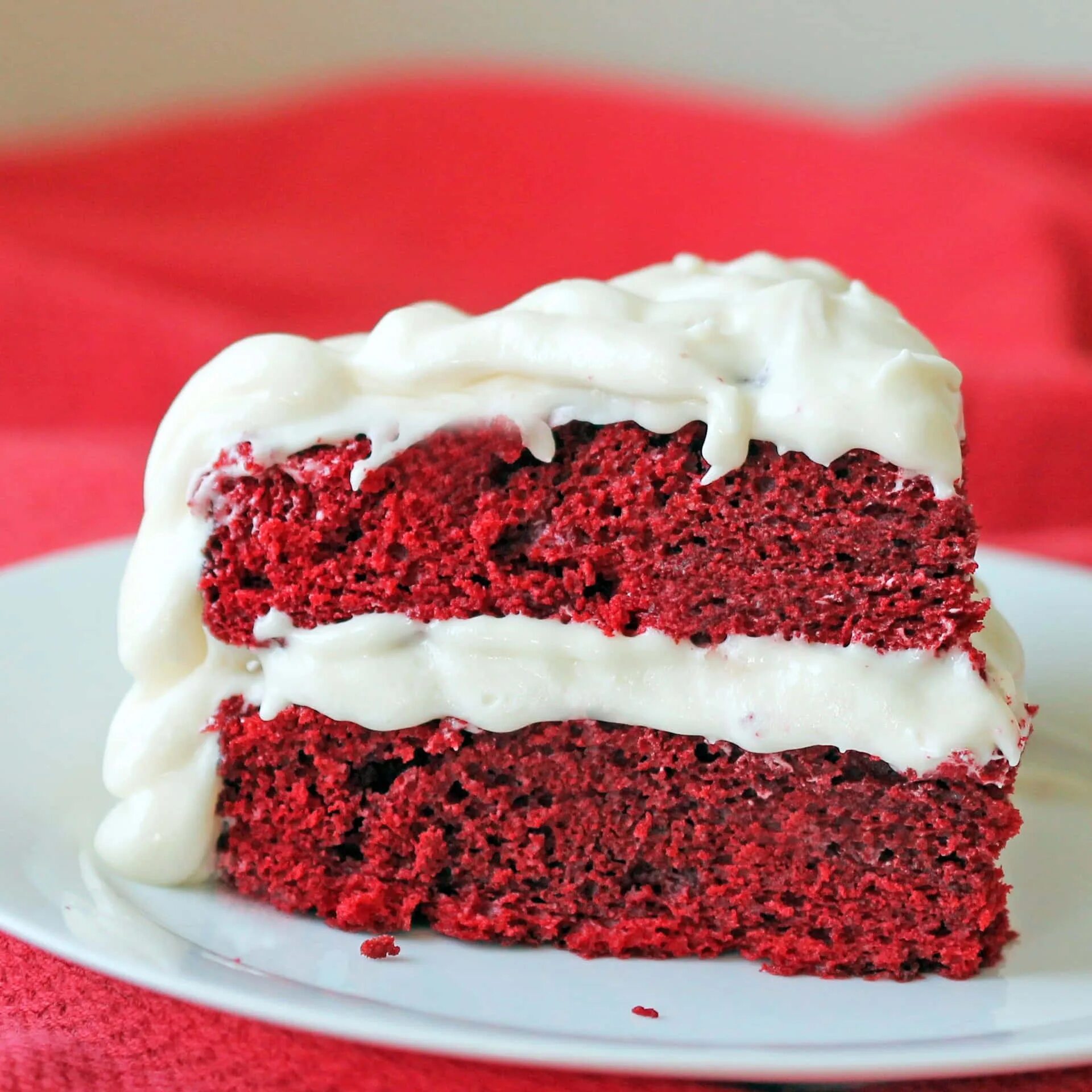 Красный вельвет торт. Торта "красный бархат" (Red Velvet).. Торт ред вельвет красный бархат. Торт Червоний Оксамит. Крем чиз с вишней рецепт