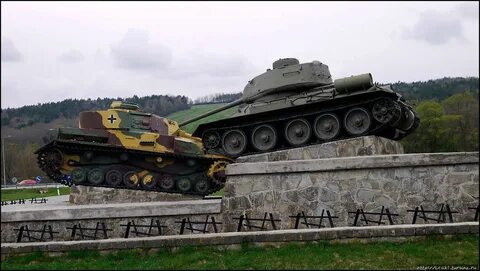 А поле боя держится на танках любэ