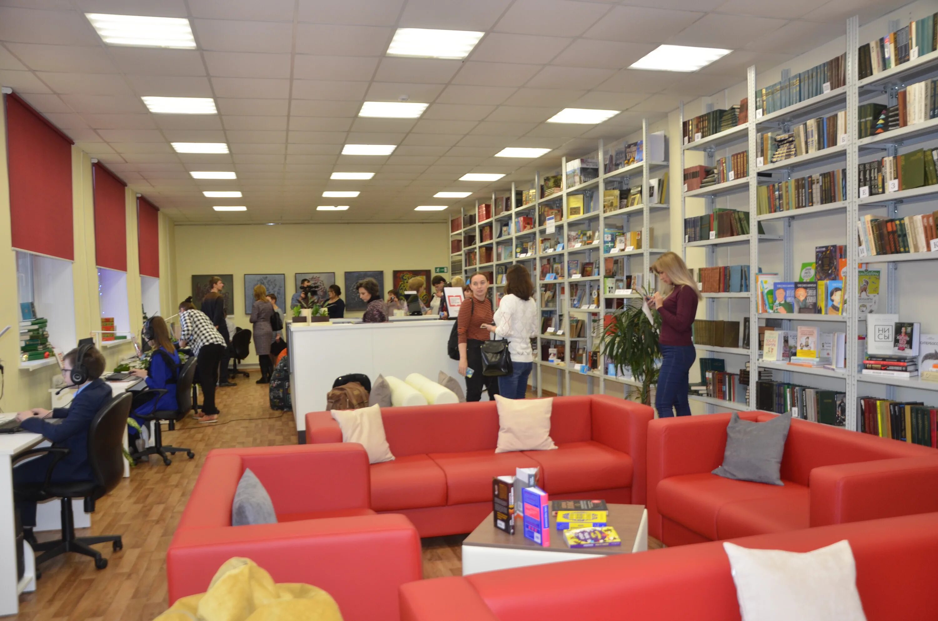 сайт модельных библиотек. современная детская библиотека. модельная библиотека. современная мебель для библиотек. новая модельная библиотека.