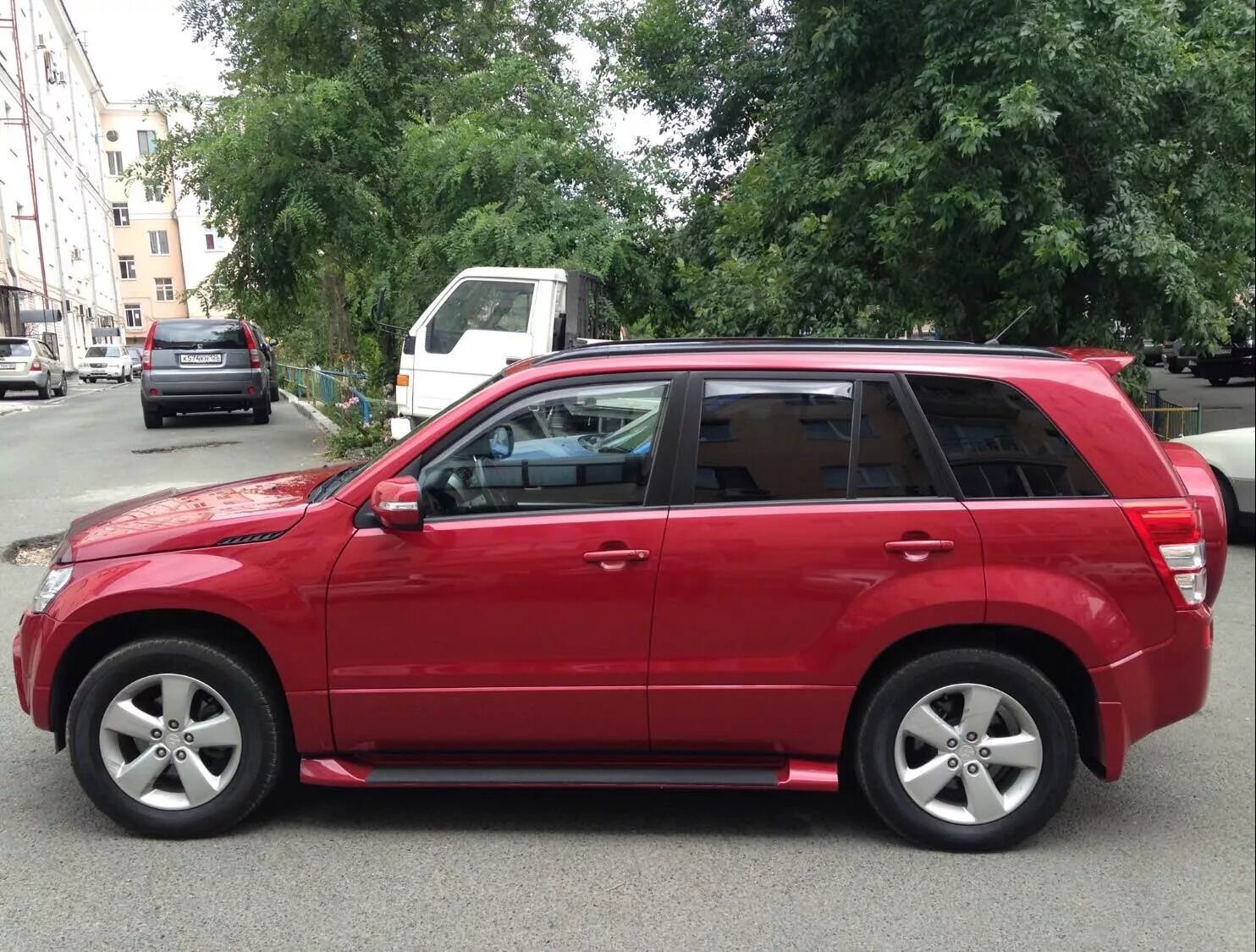 Suzuki grand vitara на авито. Сузуки Гранд Витара 2008 2.4. Сузуки Гранд Витара 2008 2.0. Сузуки Гранд Витара 2008 года. Suzuki Grand Vitara красная.