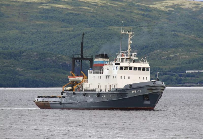 Мб фото. Морской буксир мб15. Морской буксир МБ 100 Мурманск. Морской буксир МБ-15 Мурманск. МБ-38.