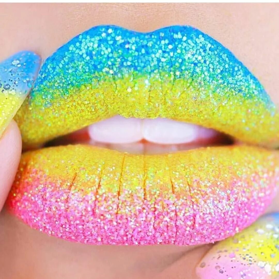 Amazing lips. Алая помада на губах. Amazing lips. Amazing lips. Amazing lips.