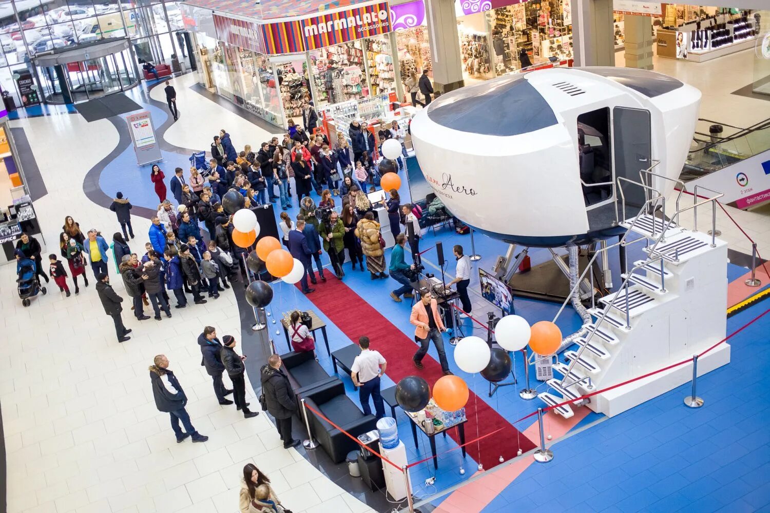 Колумбус самолет. Cessna 850 citation. Зачехленный самолет. Колумбус самолет. Самолёт cessna citation longitude.