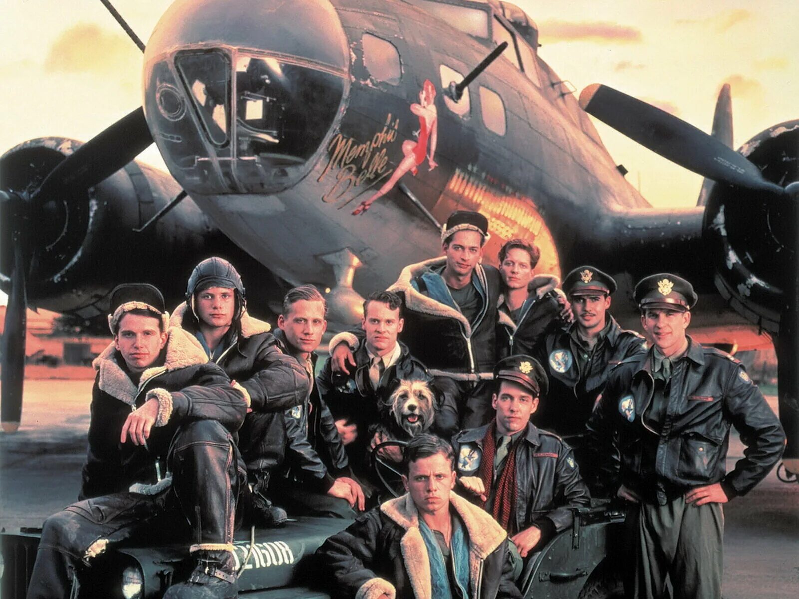 B-17 crew. Б-17 15 воздушной армии. B-17 crew цветное. Boeing b-17 flying fortress кабина. B-17 crew.