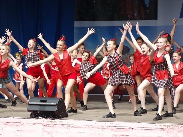 доминанта кемерово ансамбль современного танца доминанта. бц доминант кемерово. тухачевского 22а кемерово. сибэстейт кемерово. доминанта симферополь танцы.