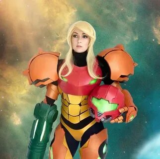 Samus cosplay