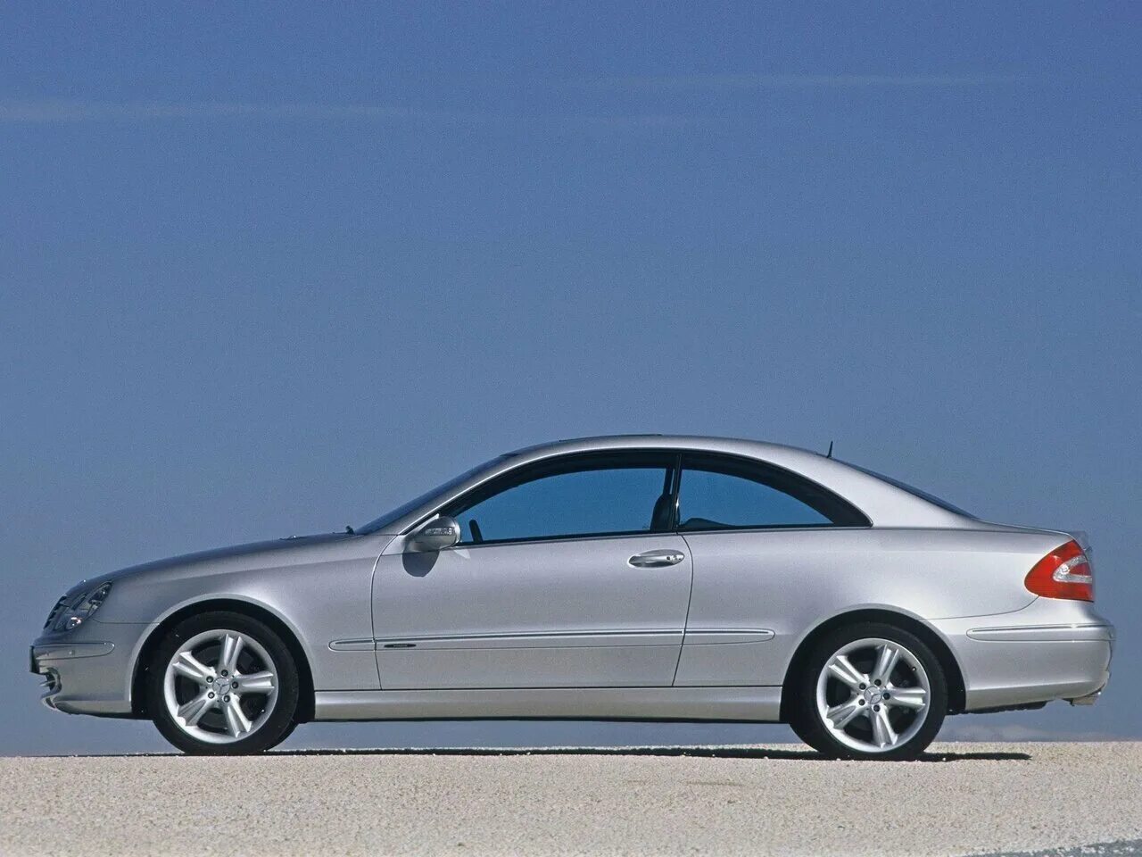 Porsche 911/996: Unloved? With 175,000 sales? Classic Driver Magazine
