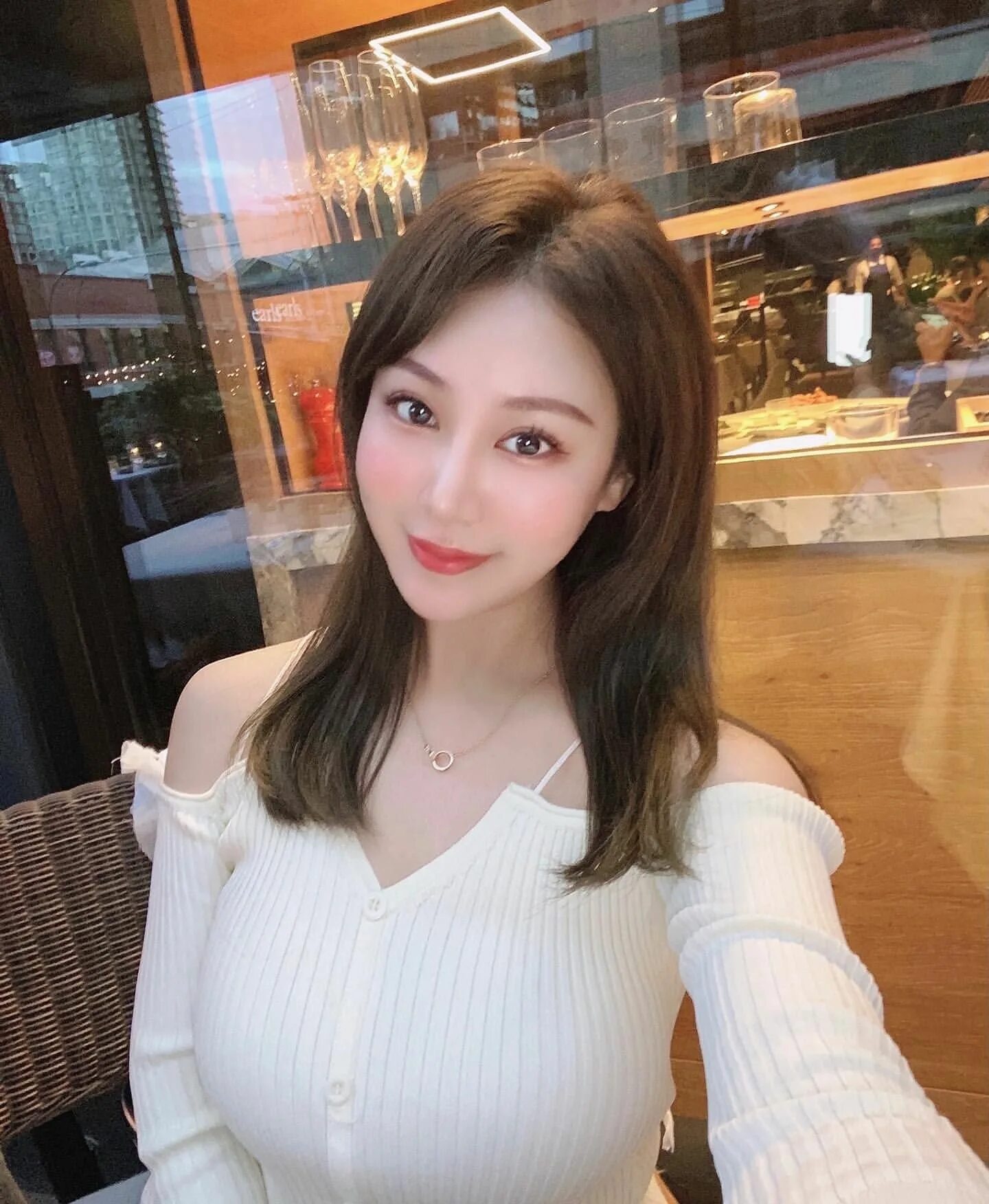 Emma yoon. Son yoon ju рост. Корейская модель jung yun секси. Yoona portrait. Emma yoon.