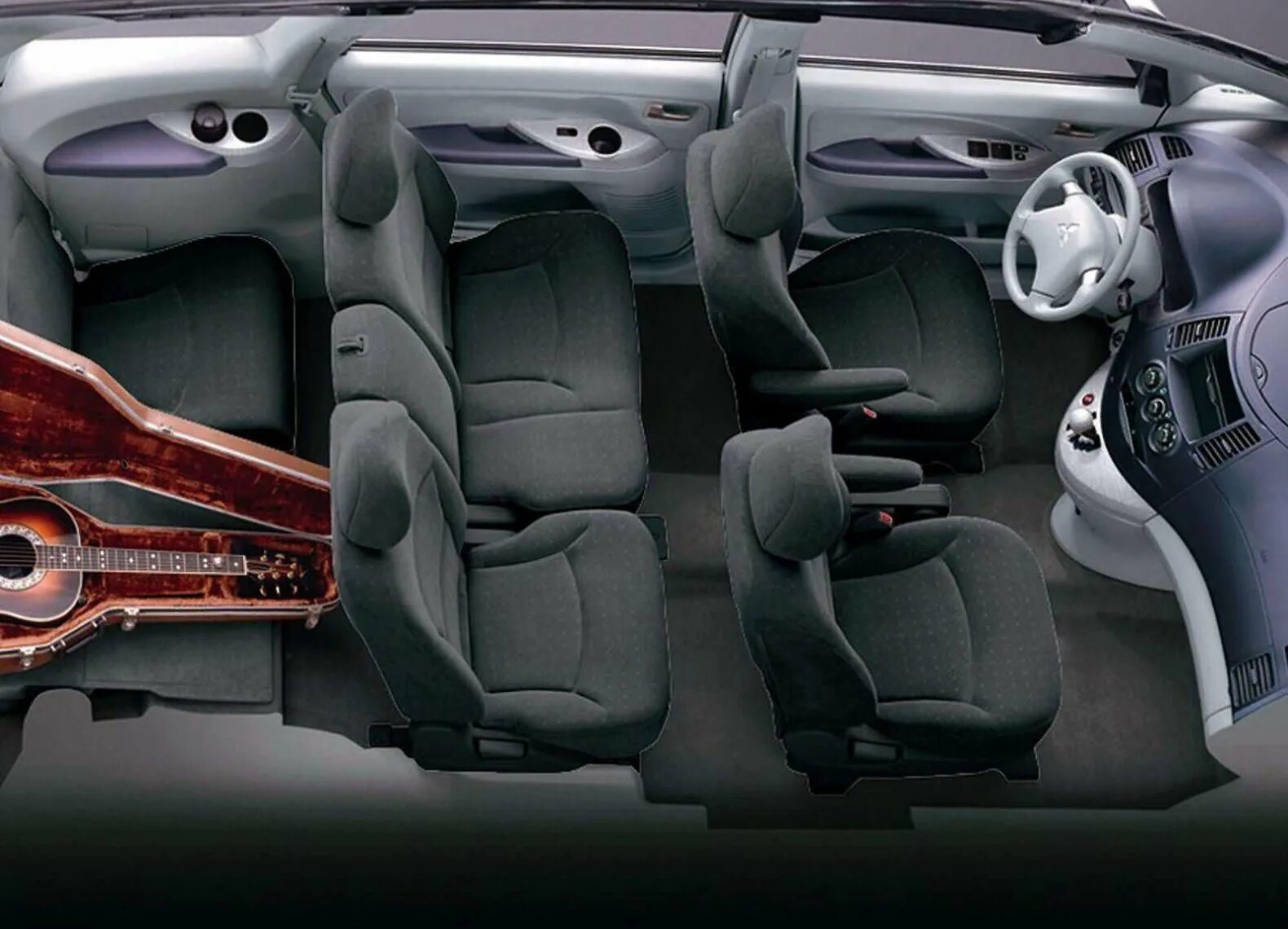 Mitsubishi Grandis 2.4 бензиновый 2004 =крейсер= на DRIVE2
