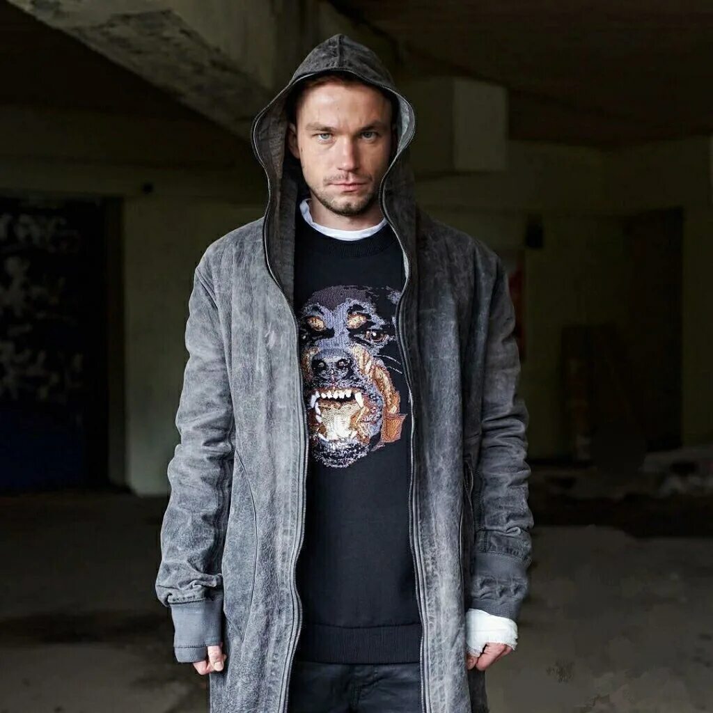 Пиджак уличный стиль мужской. Grisha одежда. Grisha одежда. Grisha одежда. Рост фараона рэпера.