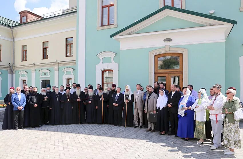 Адрес русской общины в москве. Адрес русской общины в москве. Русские общины в москве. Единоверческая одежда. Русские общины в москве.