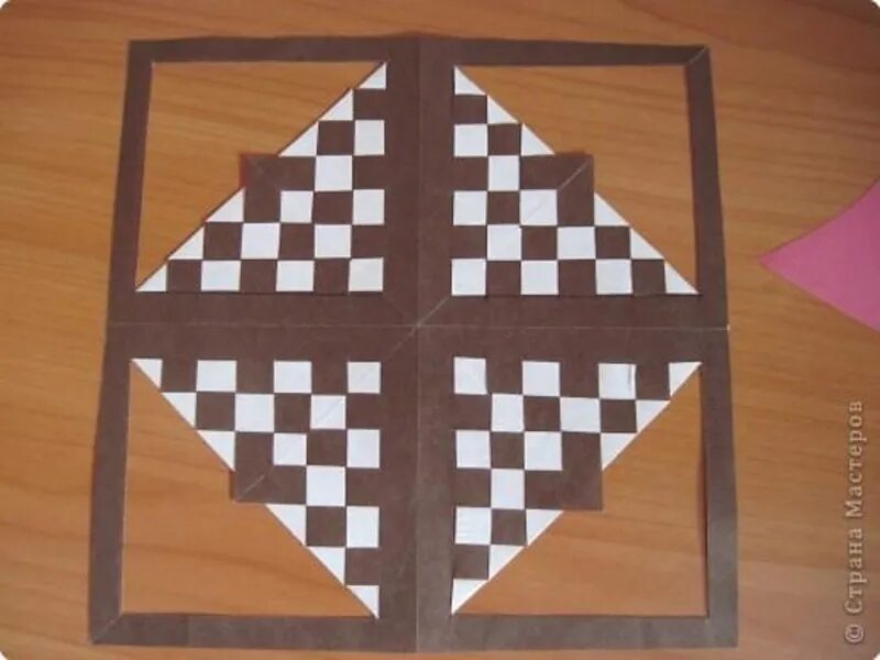 Коврик 3 класс технология. Преплетение бумажных полос. Сатиновое саржевое полотняное переплетение. Урок технологии плетеный коврик. Коврик из бумаги плетение.