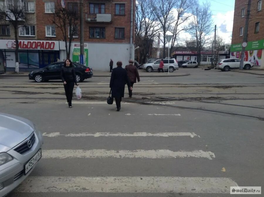 Ул багратиона омск. Ул багратиона омск. Ул багратиона смоленск. Багратиона 12/13 смоленск. Ул багратиона 12.