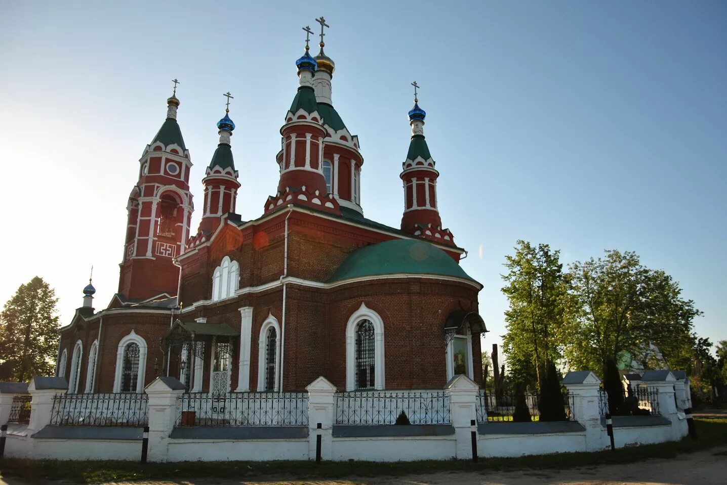 Речицы московская. Храм вознесения господня речицы. вознесенский храм с. речицы. село речицы гжельский храм. церковь вознесения господня село речицы.