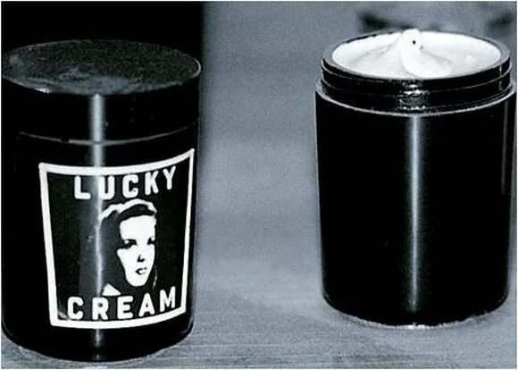 Ин про купить. Lucky Cream. Зубная паста Lucky 1947. Lucky Cream LG. Зубной порошок Lucky Chemical.