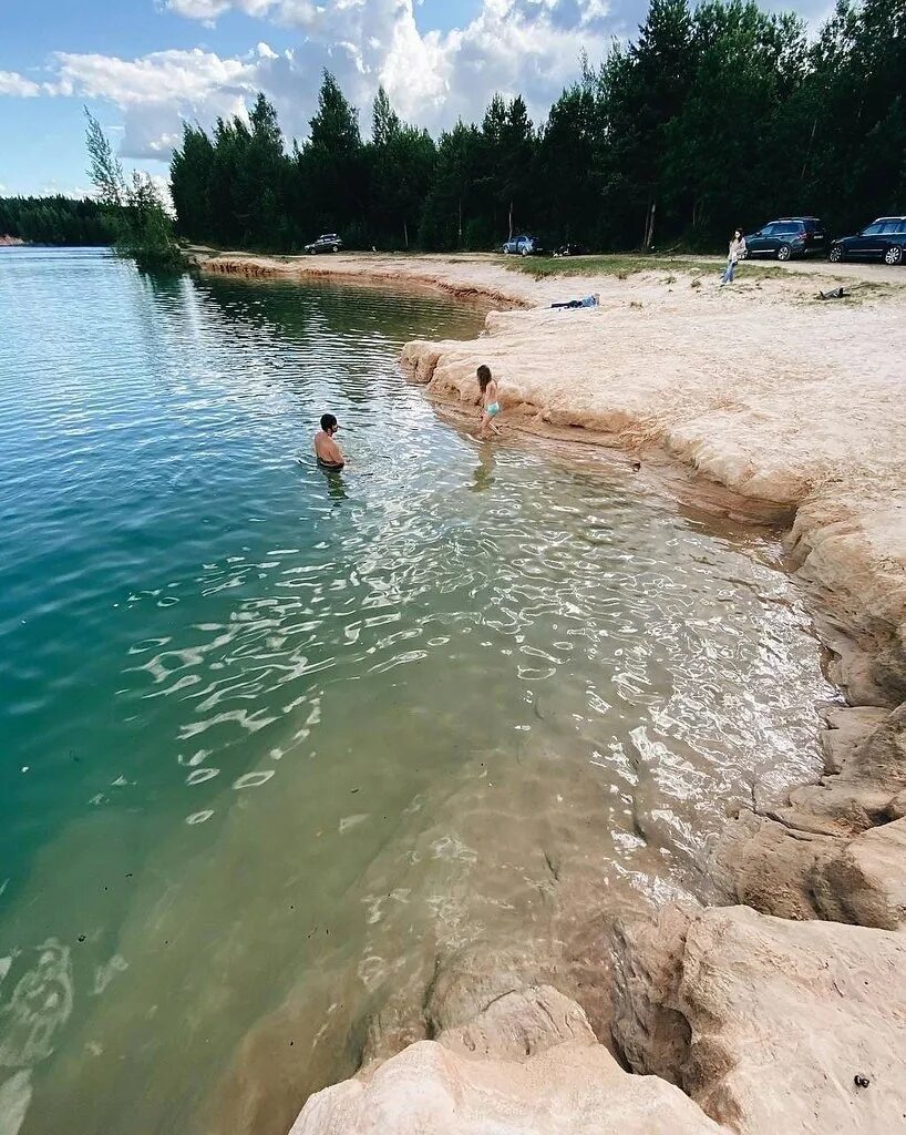 Где купаться в июле. Озеро Донцо 59.420283, 29.762888. Озеро Донцо Санкт Петербург. Озеро Донцо в Ленинградской области. Озеро Донцо пляж.