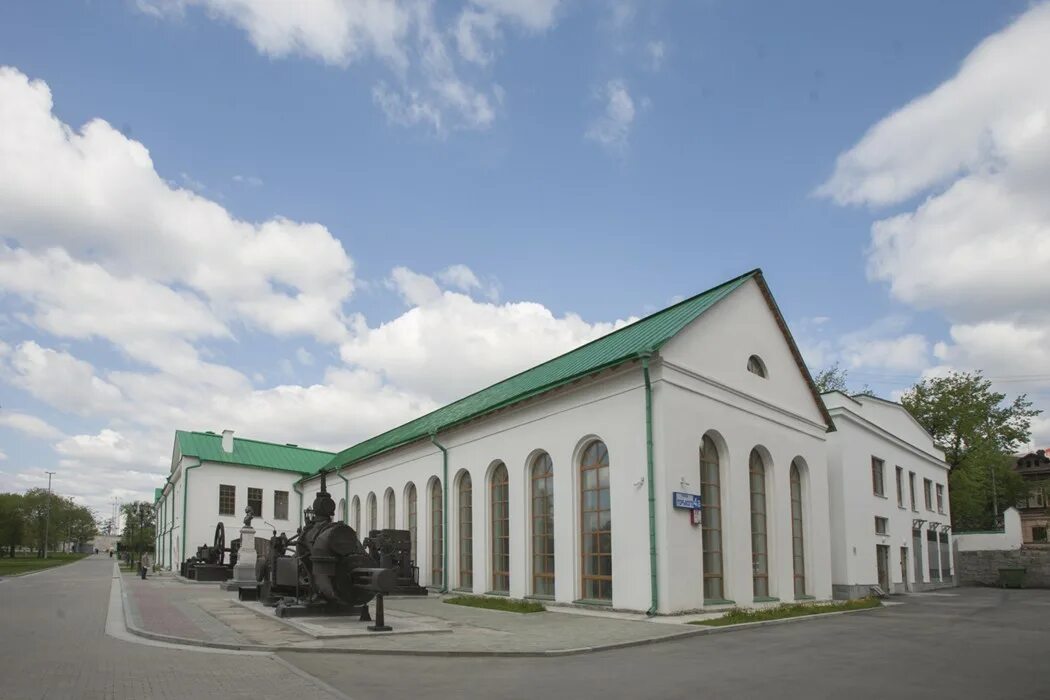Екатеринбург горького 4а фото Uralsky tsentr razvitiya dizayna, exhibition center, Russia, Yekaterinburg, Gork