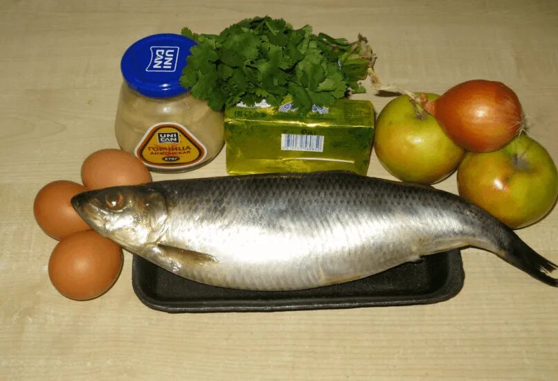 Калорийность селедки. Сельдь соленая калорийность. Селедка калории. Калорийность селедки соленой. Калорийность селедки соленой.