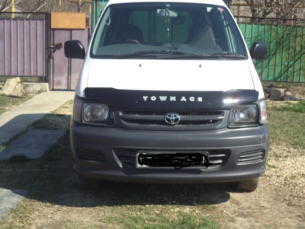 Toyota Town Ace 2001. Toyota Town Ace 2001 год. Оптика Тойота Таун айс 2001г. Таун айс 2001