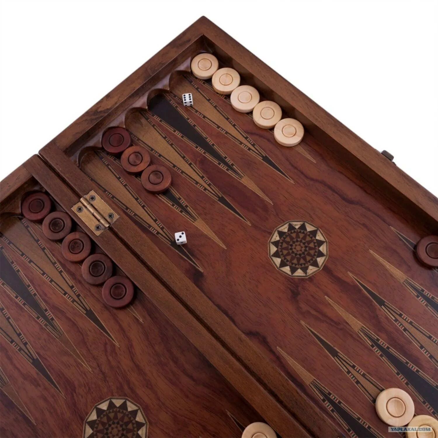 Арт. Нарды резные. Мастер нард. Нарды ручной работы. Резные нарды из дерева.