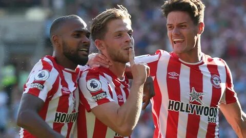 Manchester united vs brentford live