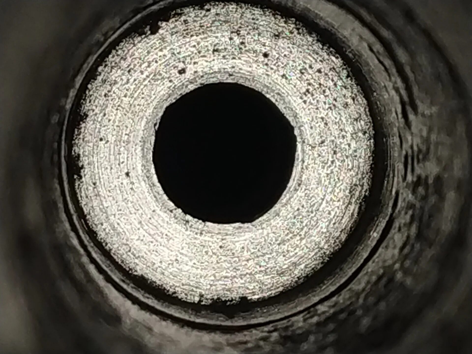 Колодец форсунки chistka. 2 cdi. Чистка колодцев форсунок ленд крузер 80. Фреза для чистки колодцев дизельных форсунок om 611. Чистка колодцев форсунок ленд крузер 80.