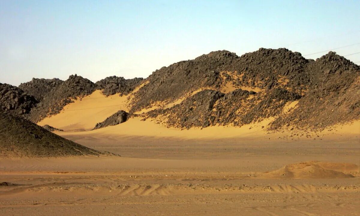 Бир тавиль. Ничейная земля Египет Судан. Бир-Тавиль — Ничейная территория. Треугольник бир-Тавиль.