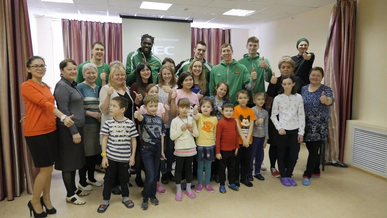 Казанский центр реабилитации детей бурунов и гришаева. Казань. Казанский реабилитационный центр для детей. Апрель реабилитационный центр казань зорге. Казанский реабилитационный центр для детей.