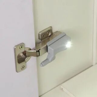 Подсветка в шкаф на петли