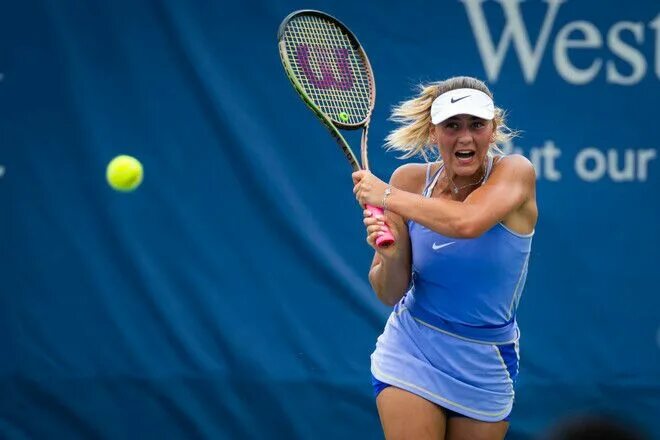 Svitolina beats Azarenka to advance to Wimbledon quarterfinals - ESPN Video