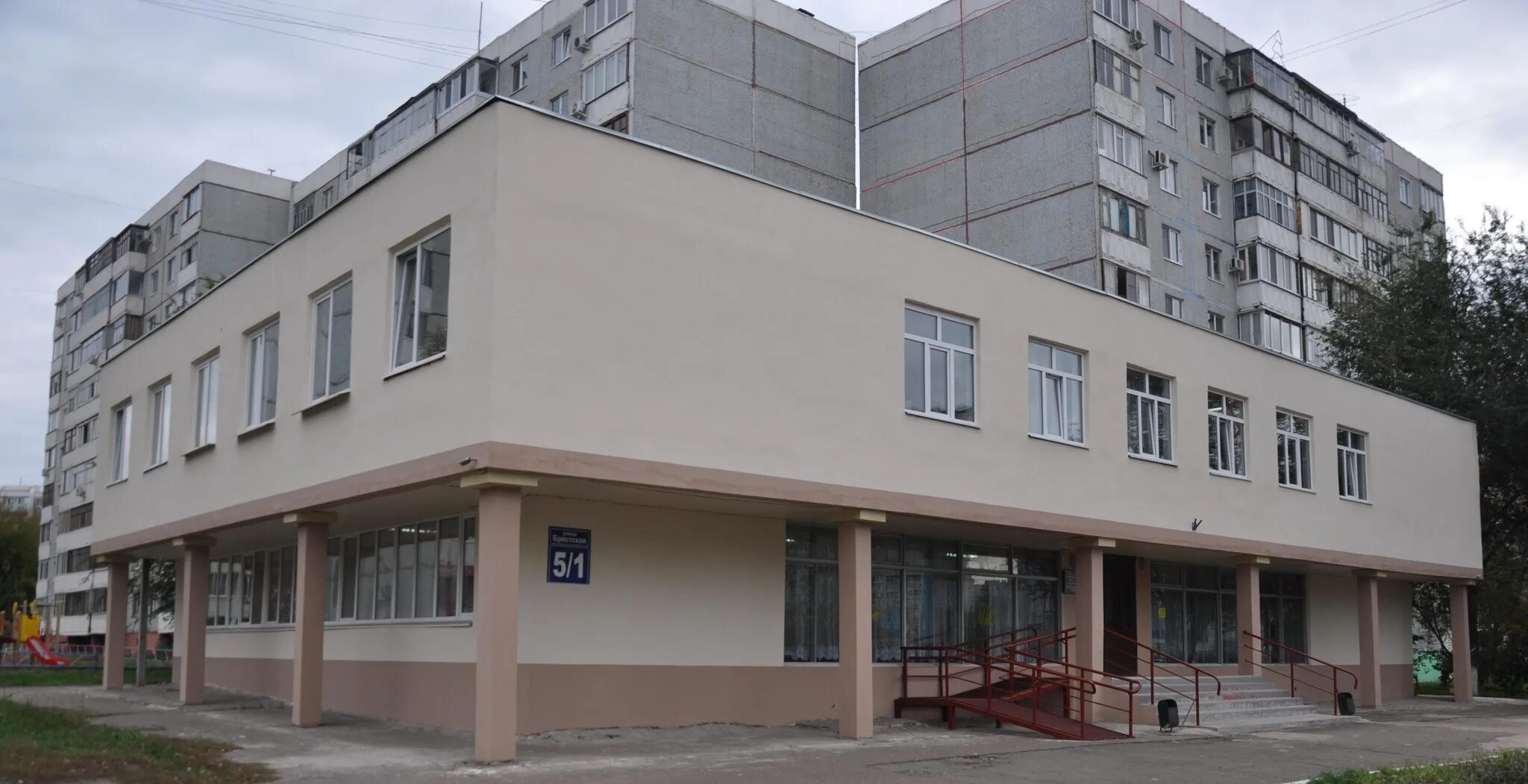Школа 52 оренбург. Город оренбург 4 школа. Лицей 4 оренбург. Школа 8 оренбург. Школа 61 оренбург оренбург.