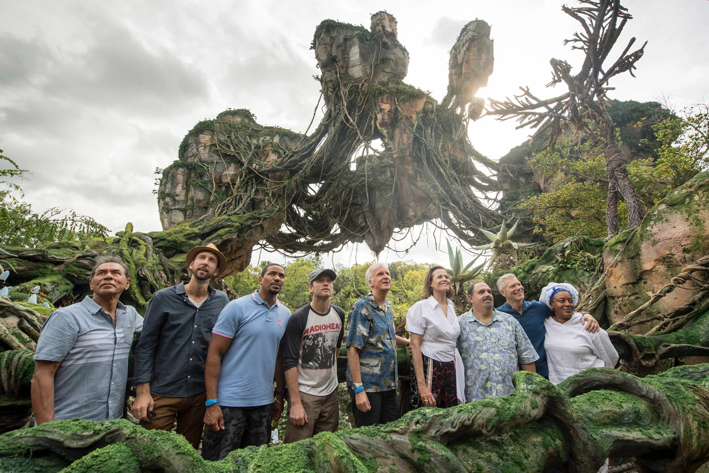 Avatar world год. Пандора мир аватара тематический парк. Pandora: the World of avatar в Disney’s animal Kingdom. Joel David Moore аватар 2.