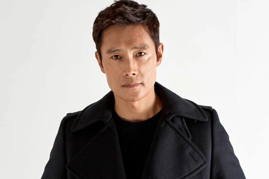 Ли бён хон фото. Хон главная. Ли бён хон 2022. Ли бён хон. Lee byung hun films.