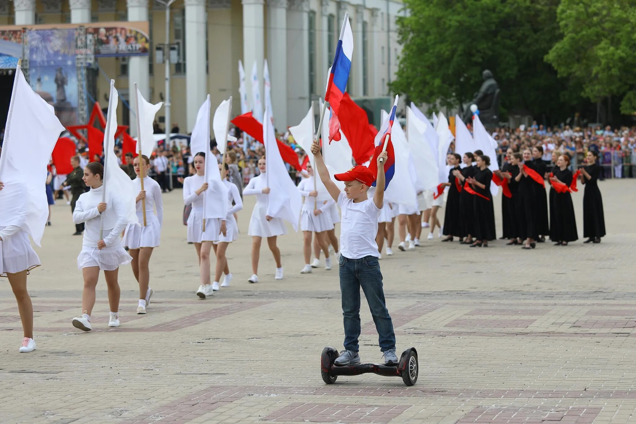 Прошел праздник день победы. 9 Мая Белгород. Белгородцы. Празднование победа в Белгороде. С днём Победы белгородцы.