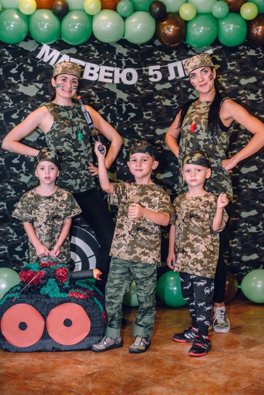 день рождения в военном стиле. вечеринка в армейском стиле. кэнди бар в стиле милитари. кэнди бар милитари. украшения для праздника в стиле милитари.