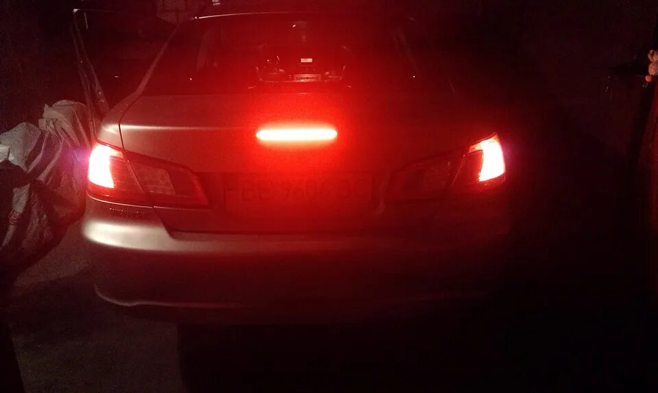Галант сигнал. Mitsubishi galant 9 стоп сигналы лампы. стоп сигналы галант 7. стоп сигнал галант 9 на багажник. galant usa стоп сигналы.