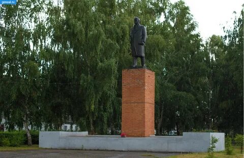 Кадом площадь
