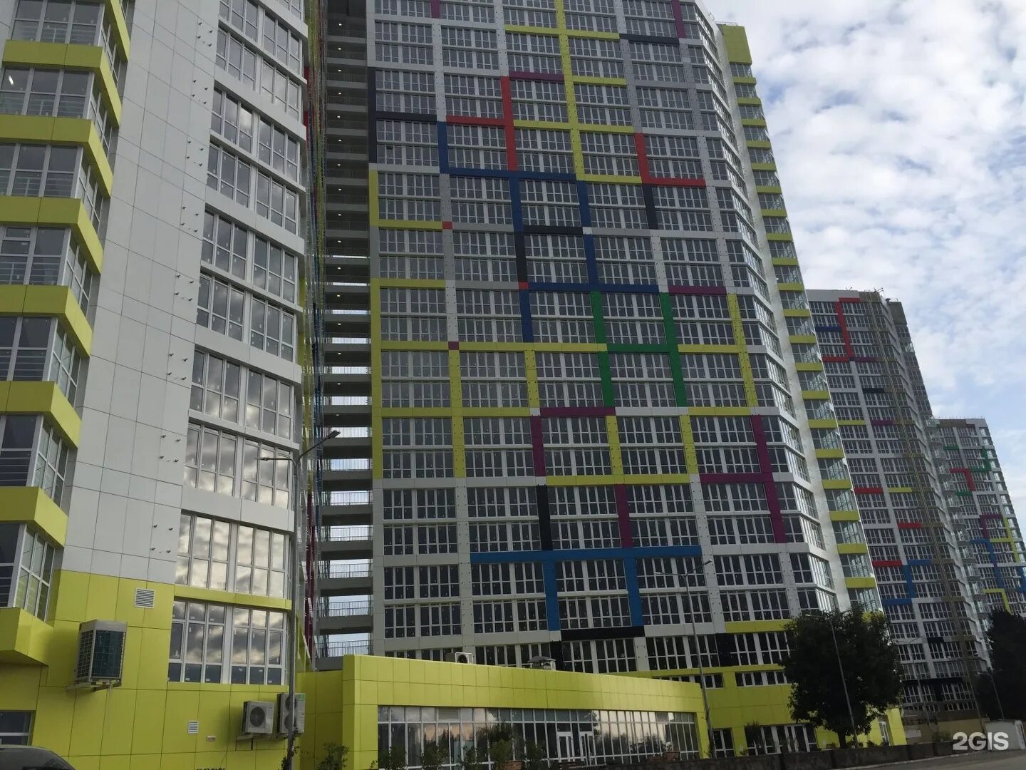 Улица пластунская 123а сочи. 123 сочи. Жк раз два три сочи. 123 сочи жилой комплекс. Пластунская 123 сочи фото.