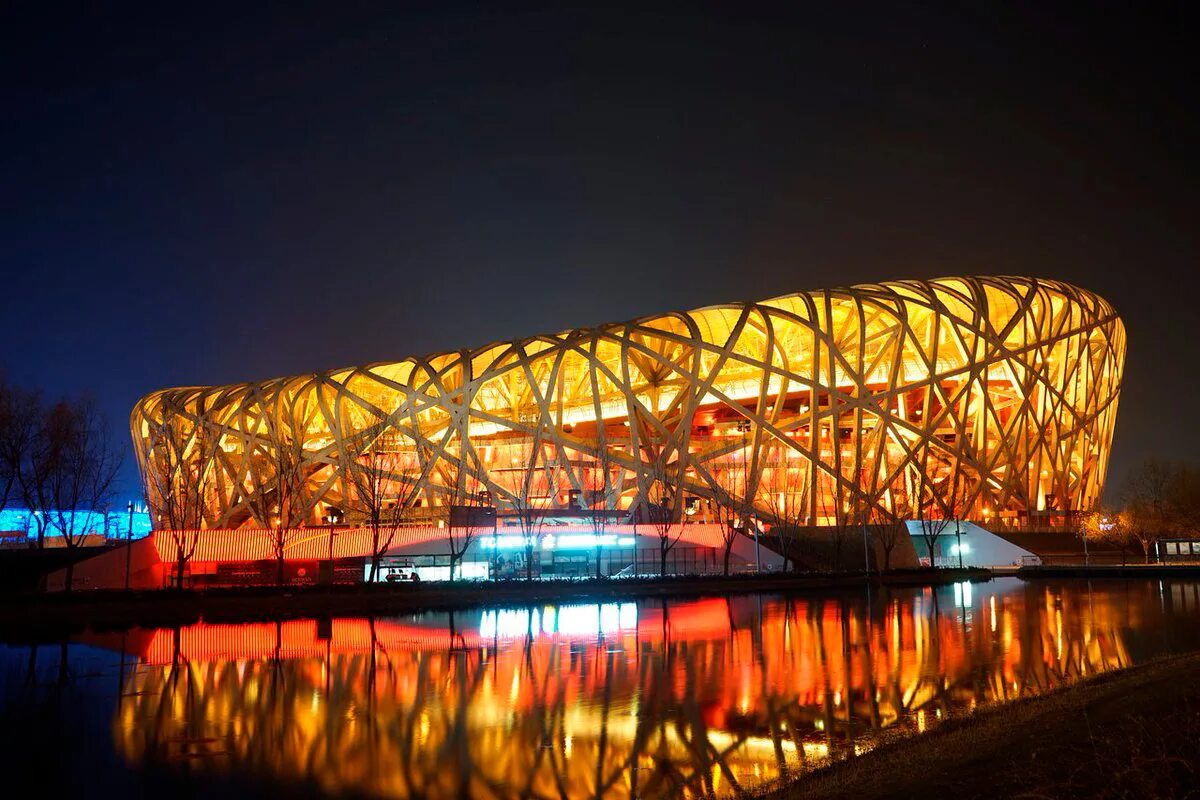 Пекинский национальный стадион Птичье гнездо. Стадион Ласточкино гнездо в Пекине. Beijing National Stadium (Пекин, Китай, 2008).
