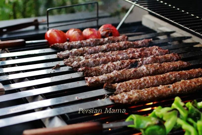 Kebab grill. Люля-кебаб на мангале. Гриль. Кебаб гриль. Люля на гриле.