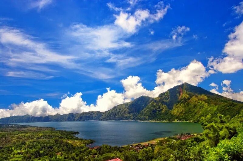 Батур бали. Кинтамани Бали. Озеро Батур Бали. Гунунг Батур на Бали. Вулкан Кинтамани Батур.