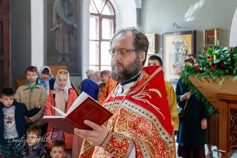 Настоятель церкви