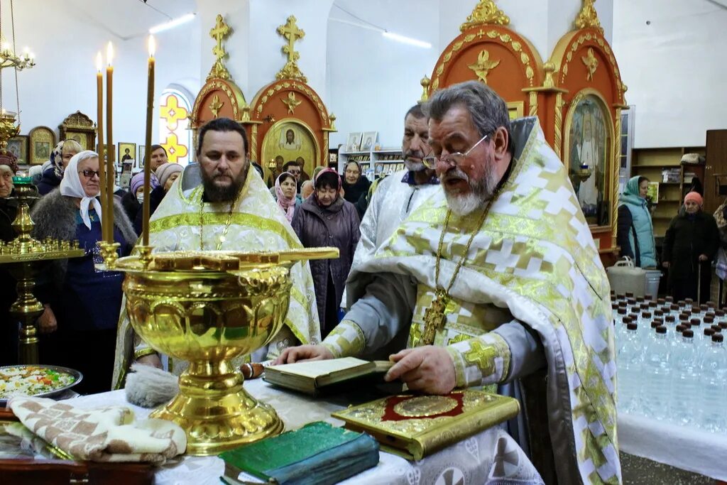 Костел Рождества Христова в Праге: Рождество и другие фото Архитектура храмов и 